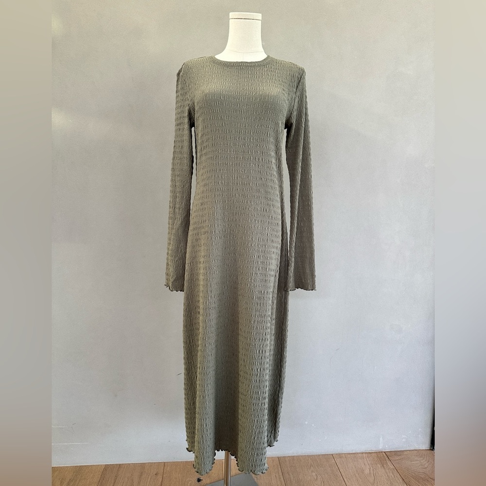H&M Textured Jersey Dress
